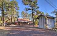 Others 5 Welcoming Lakeside Cabin w/ A/c, Fire Pit, & Porch