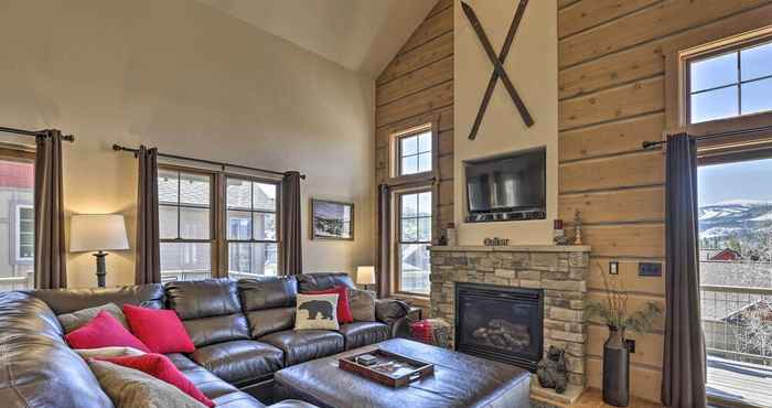 Others Charming Fraser Cabin w/ Hot Tub & Mountain Views!