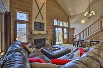 Others 4 Charming Fraser Cabin w/ Hot Tub & Mountain Views!