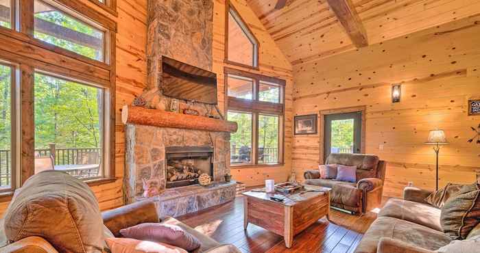 Others Creekside Cabin With Deck, Hot Tub & Fire Pit!