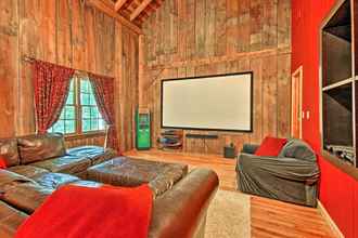 Lainnya 4 'bear's Eye View' - Mountain Retreat w/ Hot Tub!