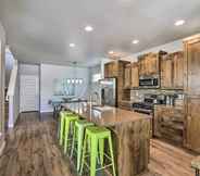 Others 7 Modern Bend Home Rental w/ Private Hot Tub!