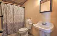 Others 7 Pet-friendly Cottage w/ Fire Pit - 3 Mi to Siu!