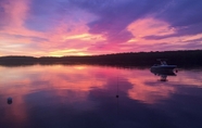 Lain-lain 7 Cozy 1930s-style Waterfront Maine Cabin w/ Dock!