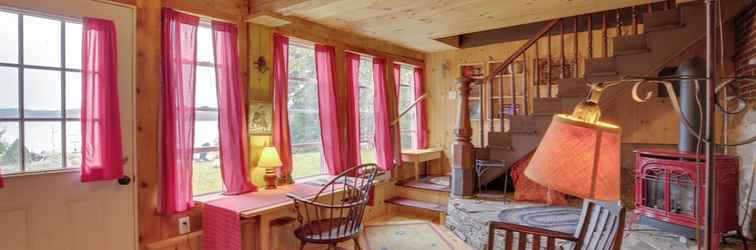 Lainnya Cozy 1930s-style Waterfront Maine Cabin w/ Dock!