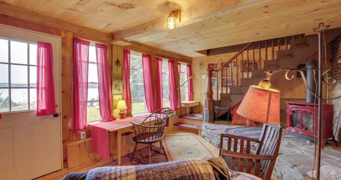 Lainnya Cozy 1930s-style Waterfront Maine Cabin w/ Dock!