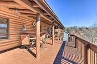 Others Lake Norman Cabin: Private Dock & Hot Tub!