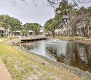 Others 2 Coastal Condo w/ Discounted Rates: Walk to Beach!