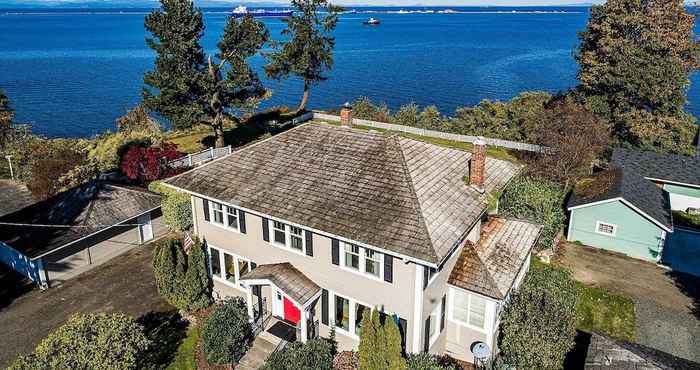 Others Historic Waterfront Colonial Home - Estate Grounds