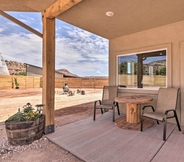 Others 2 Quiet Kanab Home w/ Panoramic Views & Porch!