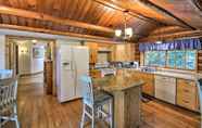 Others 7 Historic Belfair Cabin Abode on the Hood Canal!