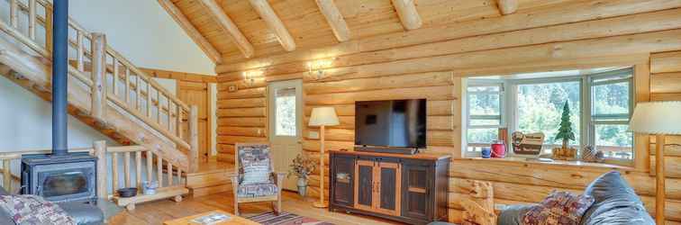 Others Log Home on 40 Private Acres By Mt Shasta Ski Park