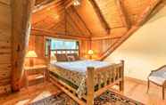 Others 5 Log Home on 40 Private Acres By Mt Shasta Ski Park