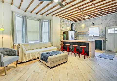 Others Stylish Newark Home w/ Deck < 14 Mi to Nyc!