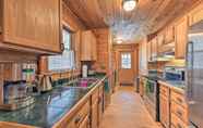 Lain-lain 5 Cozy Blue Ridge Mountain Cabin on 18 Acre Lot