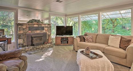 Others 2 Outdoor Adventure: Tranquil Creekside Retreat