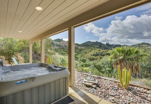 Khác Hot Tub + Balcony: Rainbow Retreat Near Wineries!