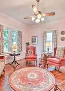 ภาพหลัก Elegant + Spacious Retreat ~ 18 Mi to Lake Norman!