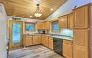 Khác 2 Charming Thompsonville Home w/ On-site River!