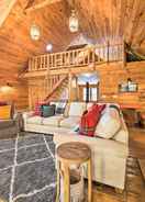 ภาพหลัก Rangeley Retreat Cabin-style Home: Lake Access