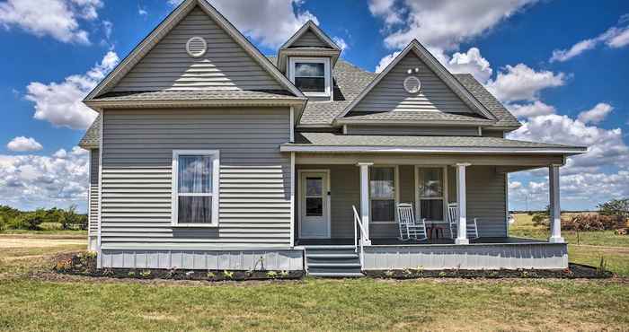 Others Modern Decatur Farmhouse Getaway + Deck & Backyard