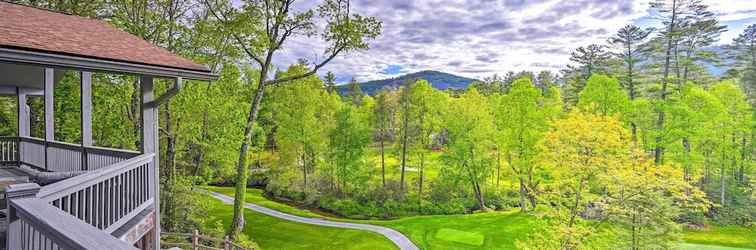 Lain-lain Stunning Retreat w/ Golf Course & Mtn Views!