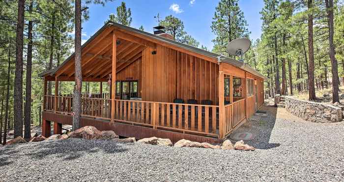 Others Serene Greer Cabin With Grill: 12 Mi to Skiing!