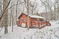 Lain-lain Postcard-worthy Poconos Cabin: ~ 15 Mi to Skiing!