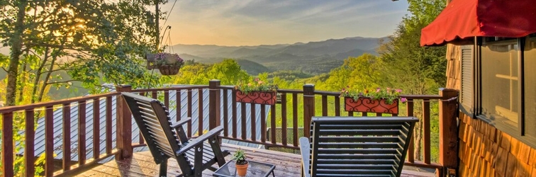 อื่นๆ Quaint Bryson City Cottage w/ Smoky Mountain Views