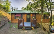 อื่นๆ 5 Quaint Bryson City Cottage w/ Smoky Mountain Views