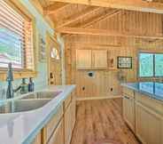 Lain-lain 4 Payson Cabin w/ Deck: Views of the Mogollon Rim!