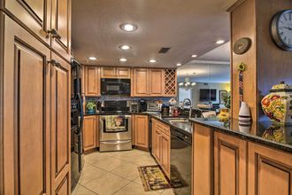 Others 4 Beachfront Indian Shores Condo - Pool & Hot Tub!