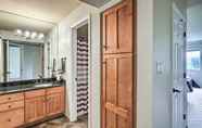 Others 7 1st-floor Condo w/ Pool ~ 2 Mi to Old Town!