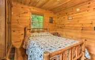 อื่นๆ 7 Charming Blakely Cabin With Porch & Valley Views!