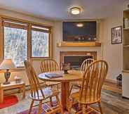 Khác 5 Ski-in/ski-out Retreat w/ Iron Horse Pool Access!