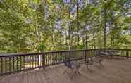 Lainnya 3 Peaceful Boone Cabin w/ Deck & Forest Views!