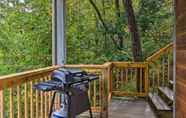 Others 5 Studio w/ Deck & Views, 7 Miles to Franklin!