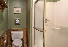 Others 5 Lakefront Escape w/ Fishing Pier & Snowmobiling!
