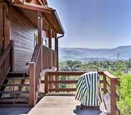 Lain-lain 7 Stunning Mountain View: Gatlinburg Cabin W/hot Tub