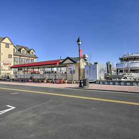 ภาพหลัก 1 Freeport Guesthouse - Walk to Nautical Mile!, 나소 카운티 호텔