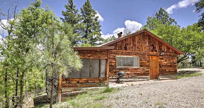 อื่นๆ 2BR Ruidoso Cabin Surrounded by Wildlife!