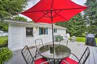 Others Cozy Milford Cottage on Half Acre w/ Deck & Grill!