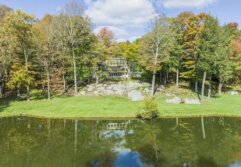 其他 Catskill Getaway on 6 Acres With Swimming Pond!