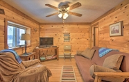 Others 3 Cozy Interlochen Cabin < 1 Mile From Green Lake!