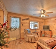 Others 5 Cozy Interlochen Cabin < 1 Mile From Green Lake!