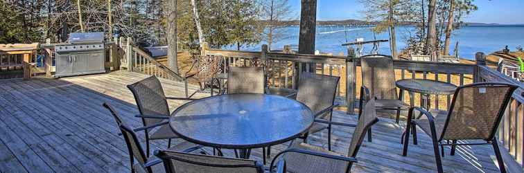 Others Waterfront Torch Lake Cottage w/ Private Beach!