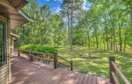 Lain-lain 2 Riverfront Oconto Escape With Fire Pit & Yard!