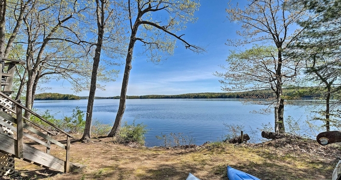 Others Quaint Cottage With Dock on Annabessacook Lake!