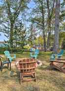 Primary image Lake Livin' Cozy Cabin w/ Dock, Tiki Bar, 2 Kayaks