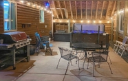 Khác 5 Centennial Cabin w/ Hot Tub, Sauna & Pool Table!